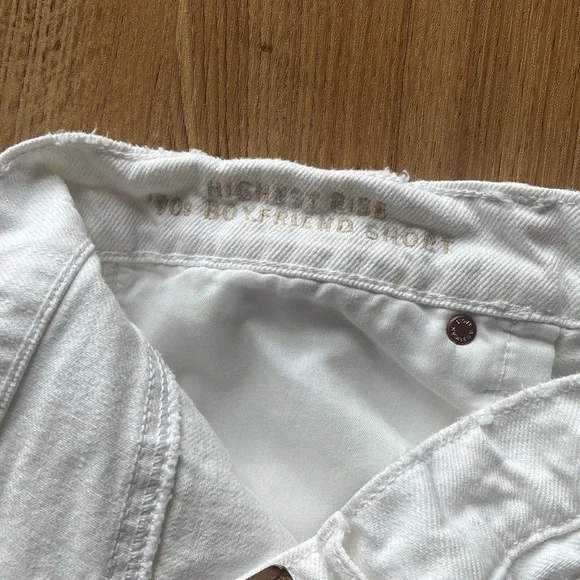 AE highest rise 90’s boyfriend short - Picture 4 of 4